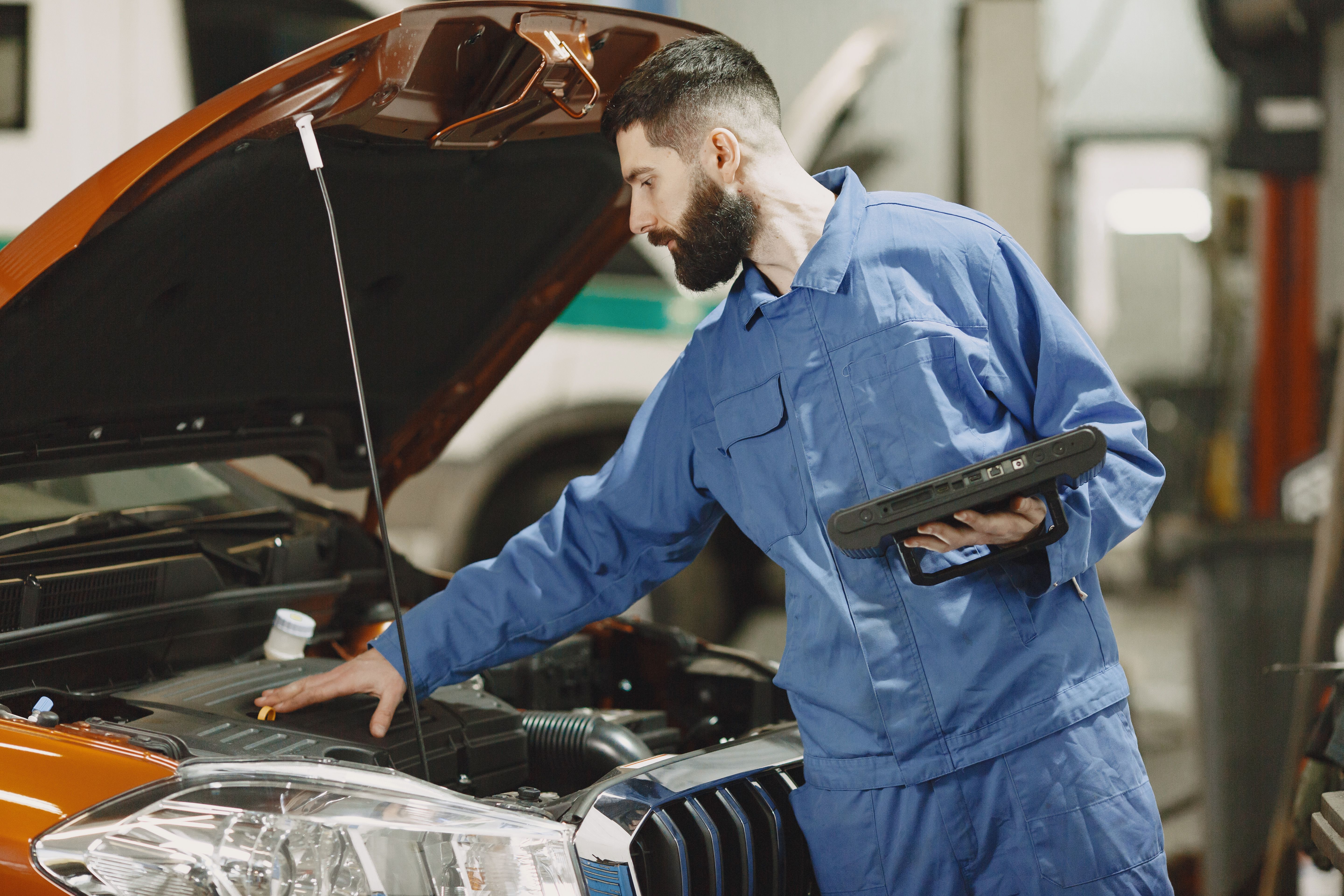 Car Repair Costs Toronto 2026: Common Prices | AD18 Local | AD18